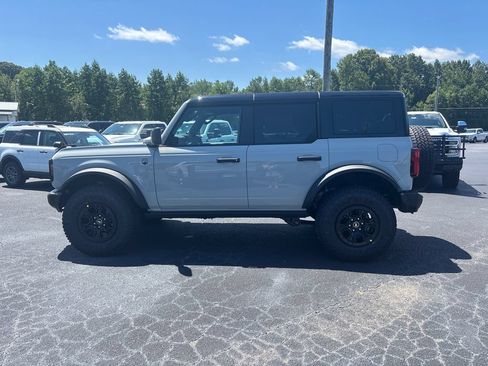 New 2026 Ford Bronco Big Bend w/ Black Diamond Package AWD/4WD image 8