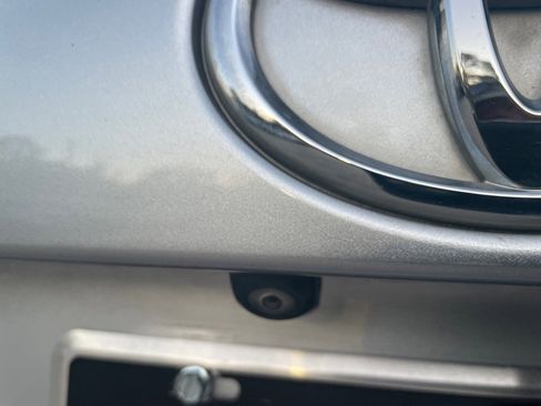 Used 2019 Toyota Highlander Limited image 8