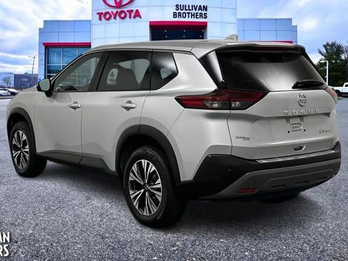 Used 2021 Nissan Rogue SV AWD/4WD image 7