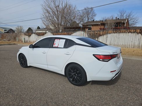Used 2021 Nissan Sentra S image 4