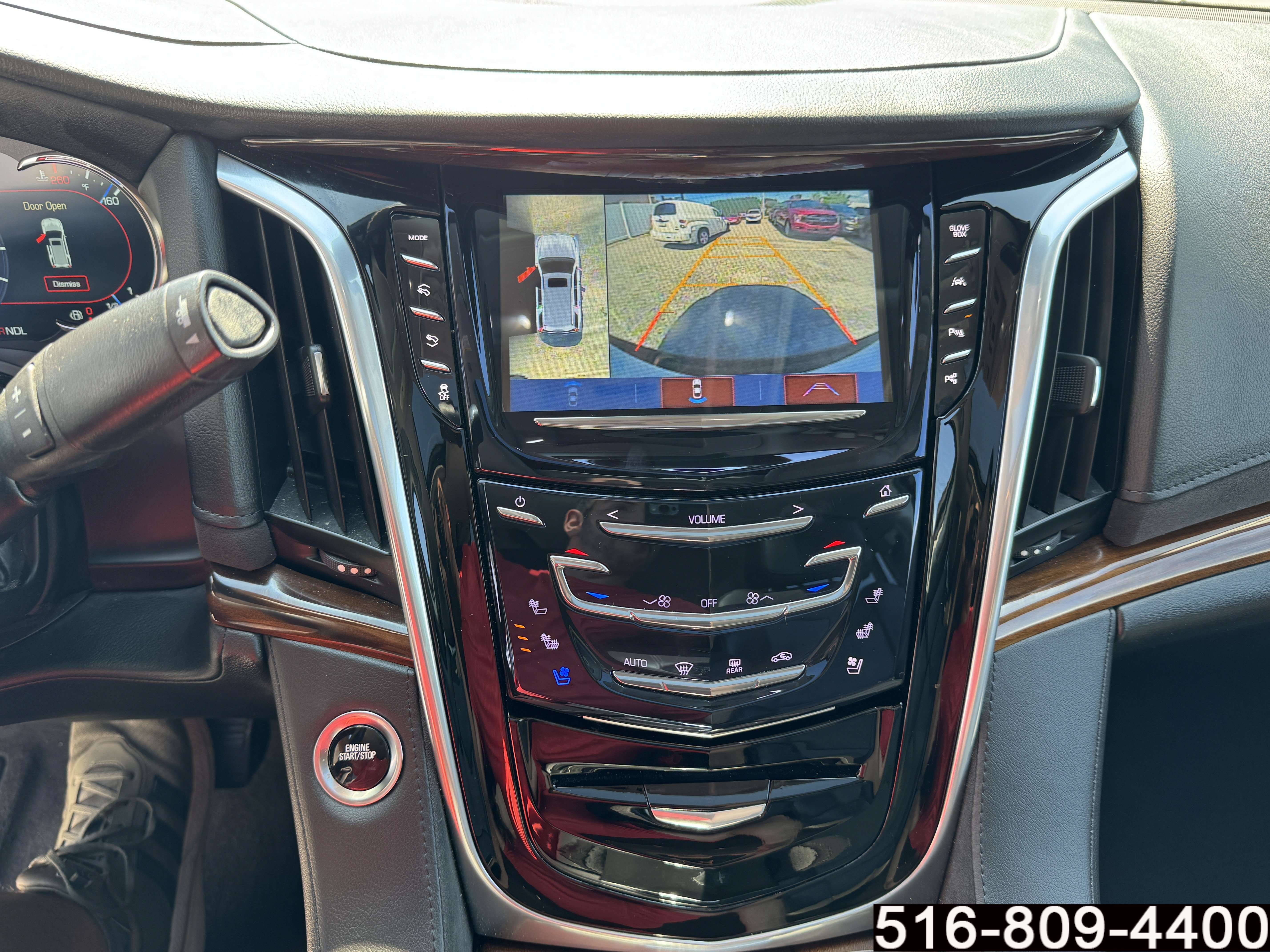 Used 2020 Cadillac Escalade Luxury AWD/4WD image 20