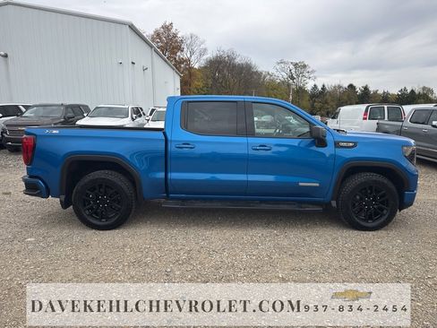 Used 2023 GMC Sierra 1500 Elevation w/ LPO, Elevation Black Package image 7