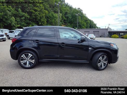 Used 2024 Mitsubishi Outlander Sport ES AWD/4WD image 3
