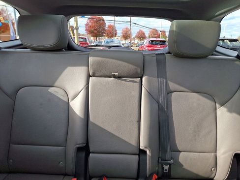 Used 2017 Hyundai Santa Fe SE Ultimate w/ SE Ultimate Tech Package 03 image 13