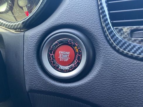 Used 2018 Dodge Durango SRT w/ Technology Group image 21