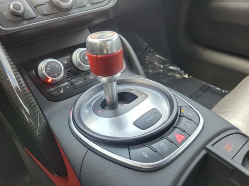 Used 2011 Audi R8 V10 AWD/4WD image 26