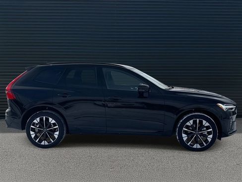 New 2026 Volvo XC60 B5 Plus w/ Protection Package Premier image 4