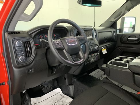 New 2026 GMC Sierra 3500 Pro w/ Convenience Package image 13