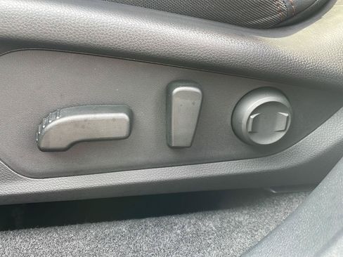 Used 2026 Subaru Forester Touring AWD/4WD image 11