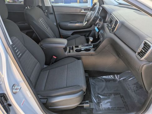 Used 2018 Kia Sportage LX image 27