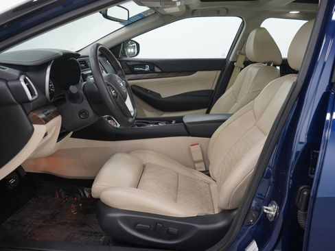 Used 2016 Nissan Maxima Platinum image 21