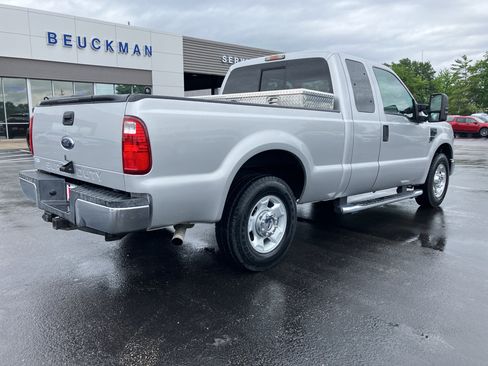 Used 2010 Ford F250 XLT RWD image 8
