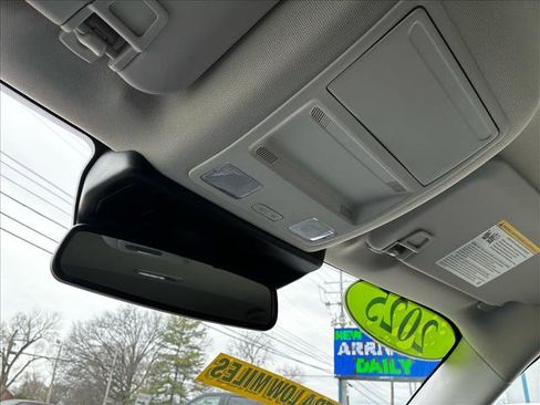 Used 2025 Ford Bronco Sport Badlands image 12