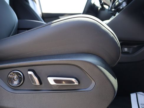 Used 2023 Acura MDX SH-AWD w/ Technology Package image 9