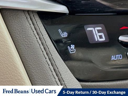 Used 2024 Cadillac XT6 Premium Luxury w/ Technology Package image 23