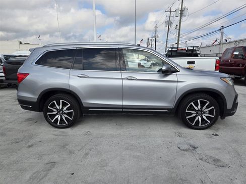Used 2019 Honda Pilot Elite image 4