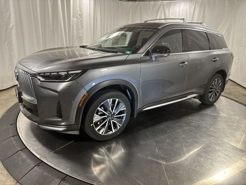 Certified 2026 INFINITI QX60 Luxe w/ Family Package image 1