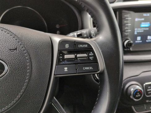 Used 2019 Kia Sorento EX image 25