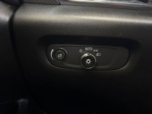 Certified 2022 Chevrolet Traverse Premier image 6