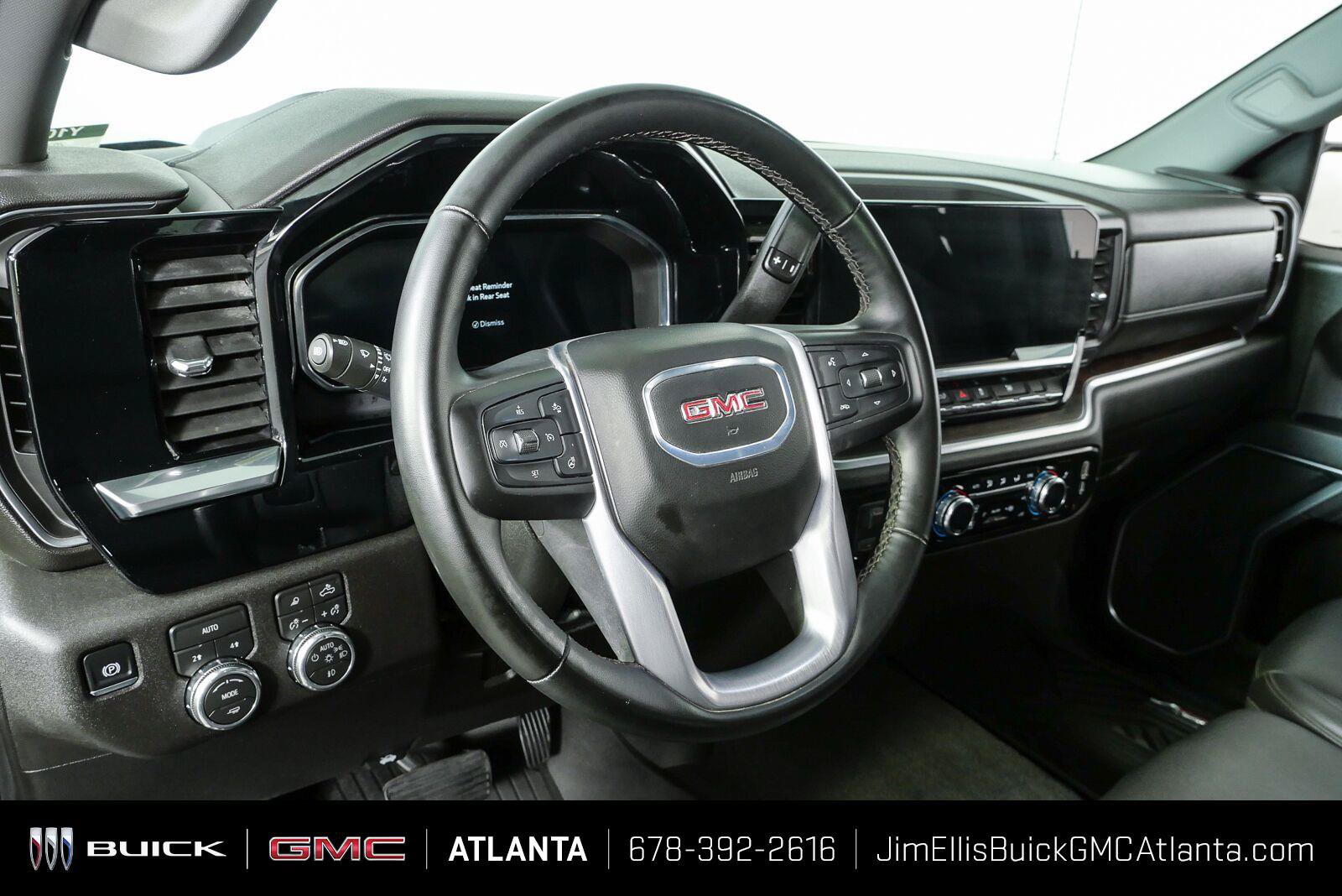 Used 2026 GMC Sierra 1500 SLT AWD/4WD image 4