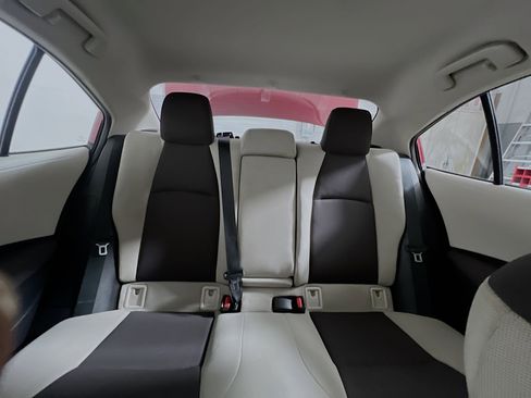 Used 2025 Toyota Corolla LE FWD image 32