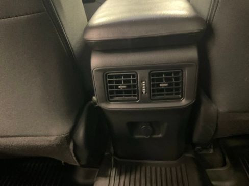 Used 2023 Toyota RAV4 LE AWD/4WD image 35