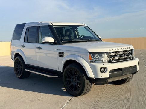 Used 2016 Land Rover LR4 HSE Silver Edition AWD/4WD image 7