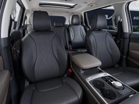 New 2026 Kia Carnival Hybrid FWD image 15