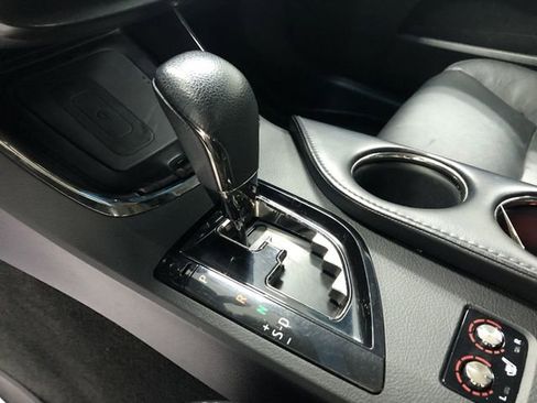 Used 2016 Toyota Avalon XLE Premium image 26