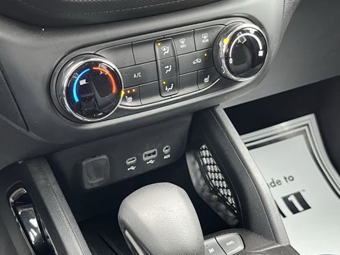 Used 2023 Chevrolet TrailBlazer LT image 26