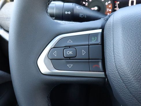 New 2026 Jeep Compass Latitude image 25