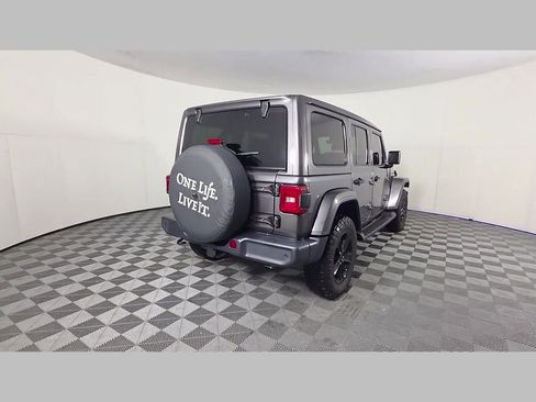 Used 2021 Jeep Wrangler Unlimited Sahara AWD/4WD image 39