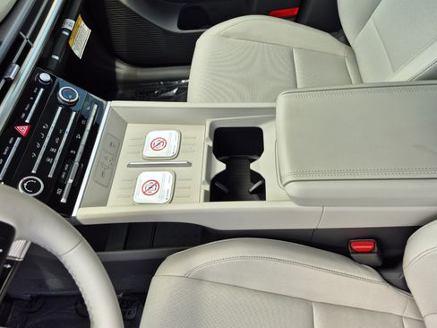 New 2027 Hyundai Santa Fe SE FWD image 24