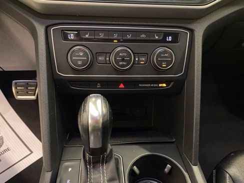 Used 2021 Volkswagen Atlas SE w/ Panoramic Sunroof Package AWD/4WD image 35
