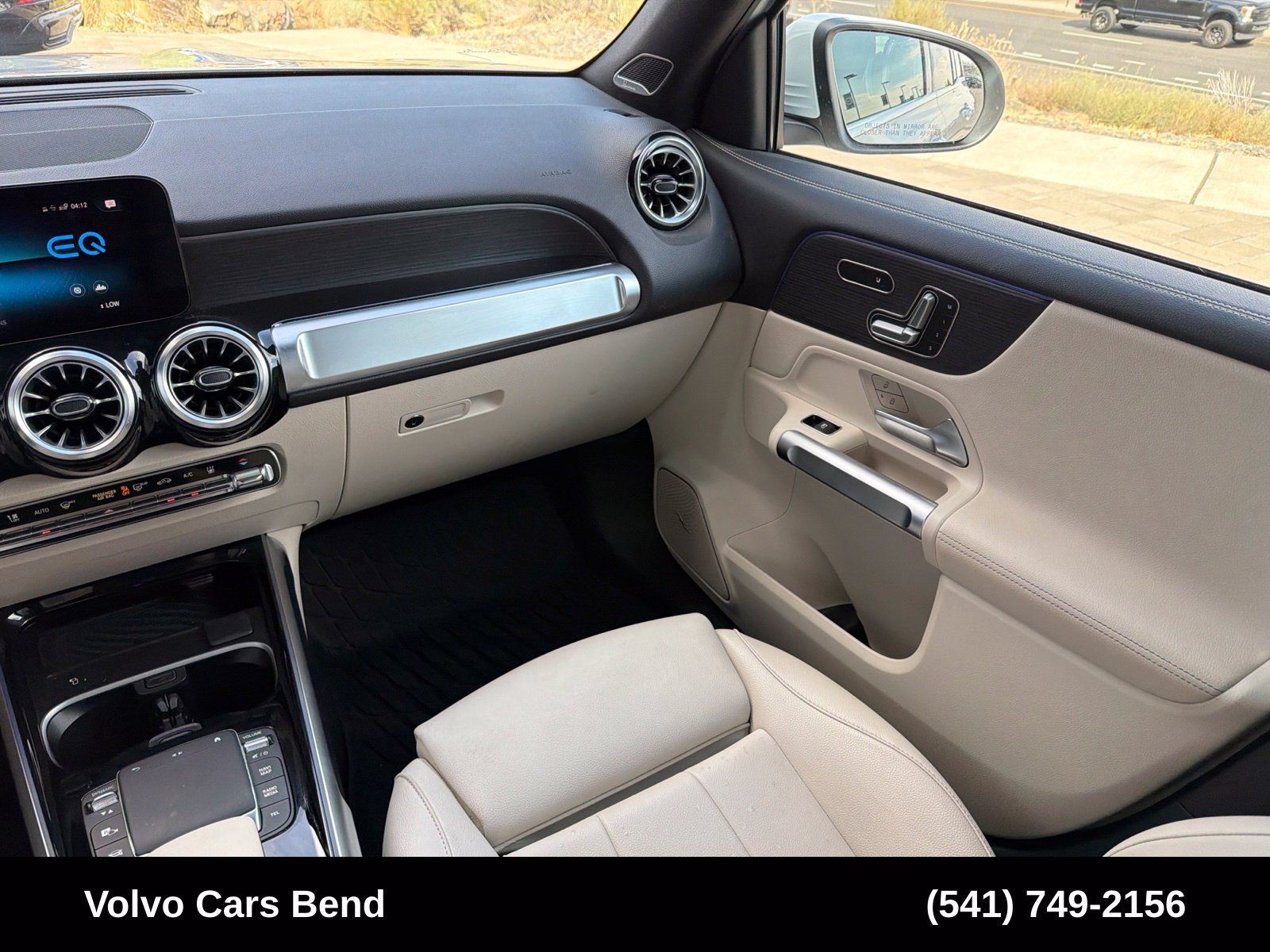 Used 2023 Mercedes-Benz EQB 300 4MATIC image 13