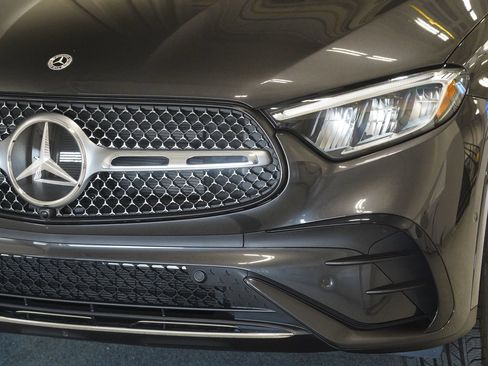 Certified 2026 Mercedes-Benz GLC 350e 4MATIC image 6