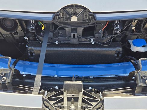 New 2025 Volkswagen ID. Buzz Pro S Plus image 23