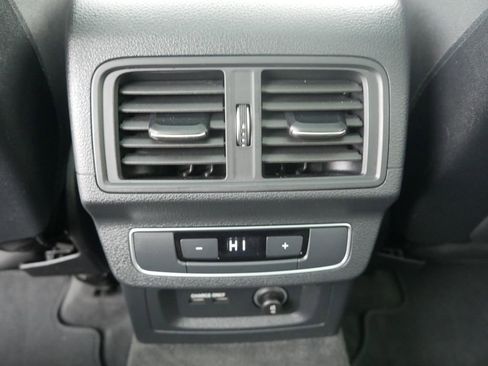 Certified 2023 Audi Q5 2.0T Premium w/ Convenience Package image 40