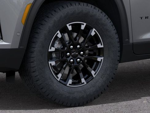 New 2026 Chevrolet Traverse Z71 w/ Enhanced Driving Package AWD/4WD image 9