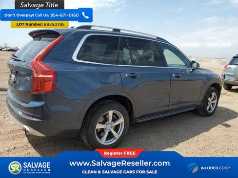 Used 2018 Volvo XC90 T5 Momentum w/ Convenience Package image 4