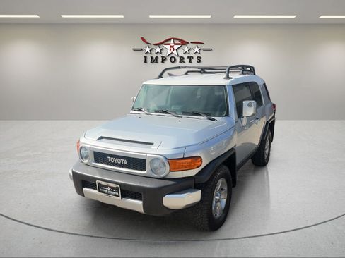 Used 2007 Toyota FJ Cruiser 4WD image 1