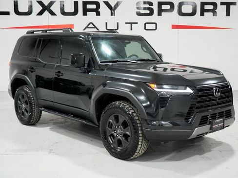 Used 2024 Lexus GX 550 image 8