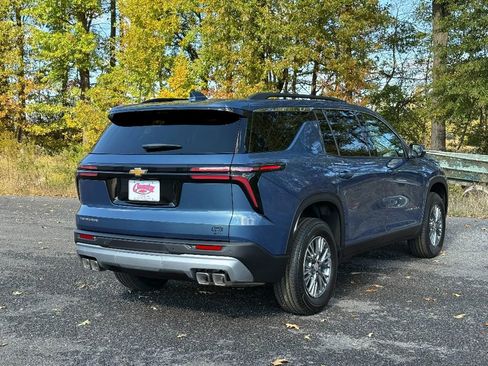 New 2026 Chevrolet Traverse LT w/ Driver Confidence Package image 9