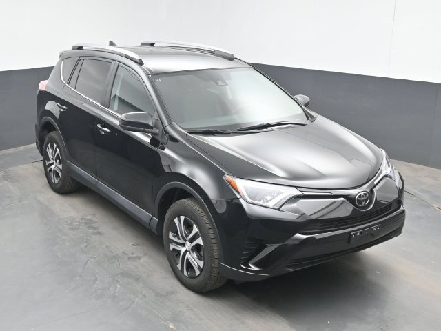 Used 2018 Toyota RAV4 LE w/ All Weather Liner Package AWD/4WD image 13