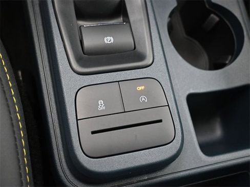 Used 2025 Ford Maverick Lobo image 29