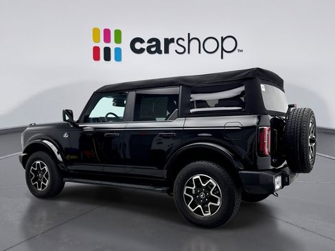 Used 2023 Ford Bronco Outer Banks image 3