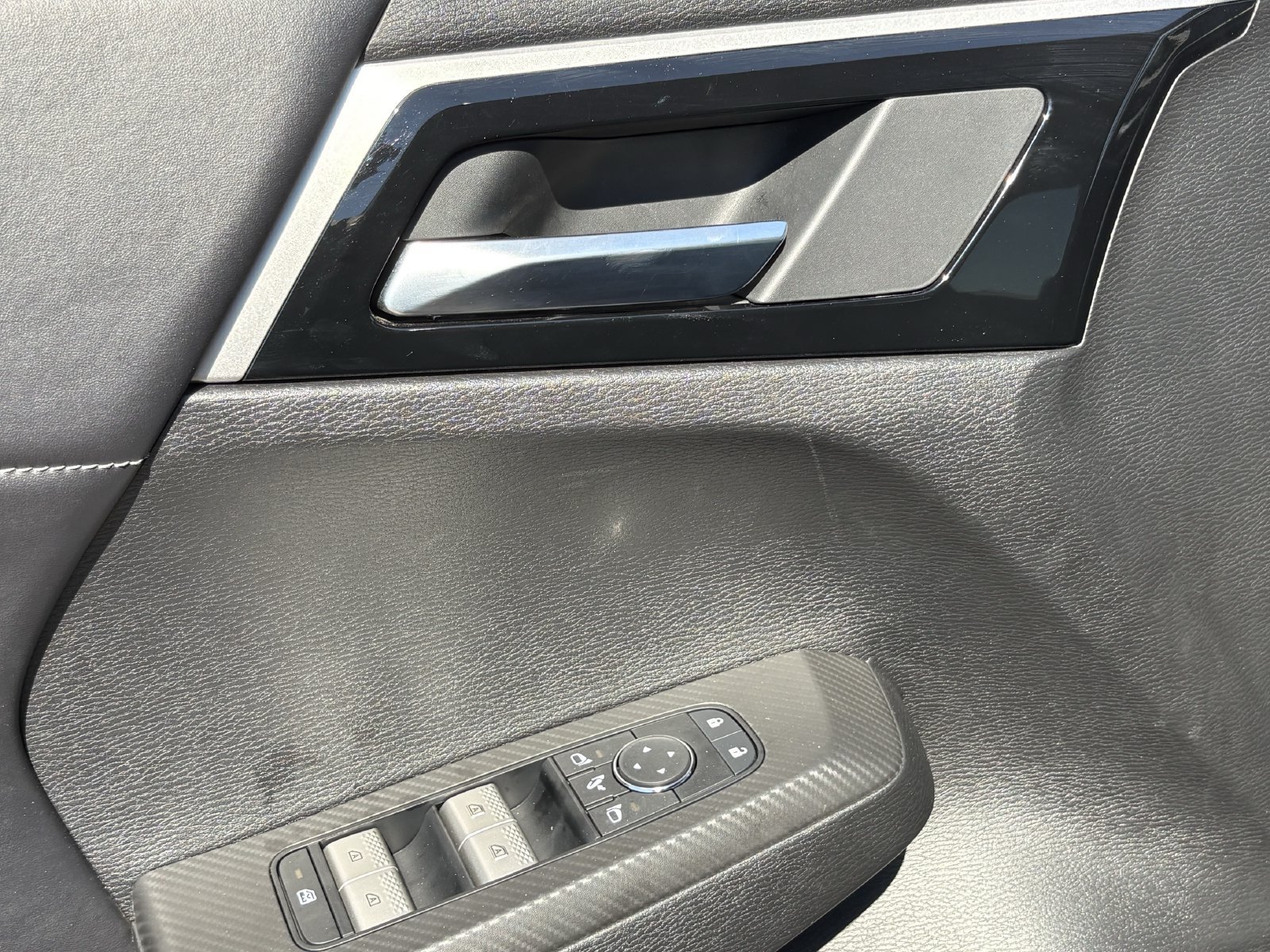 Used 2025 Mitsubishi Outlander SE FWD image 22