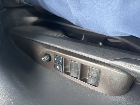 Used 2021 Toyota Camry SE image 20