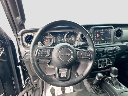 Used 2022 Jeep Wrangler Unlimited Sport w/ Sun And Sound Package AWD/4WD image 12