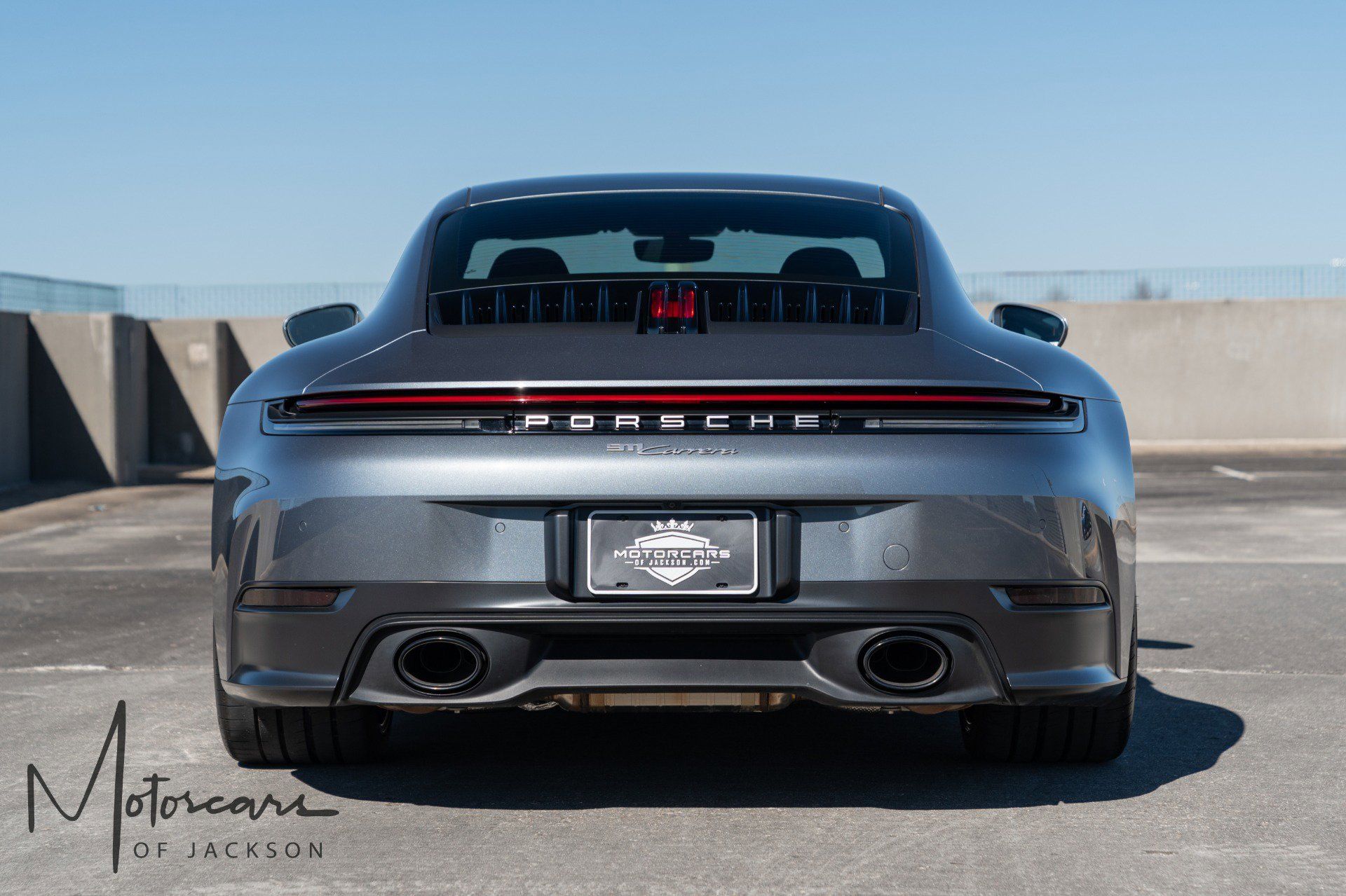 Used 2025 Porsche 911 Carrera RWD image 9
